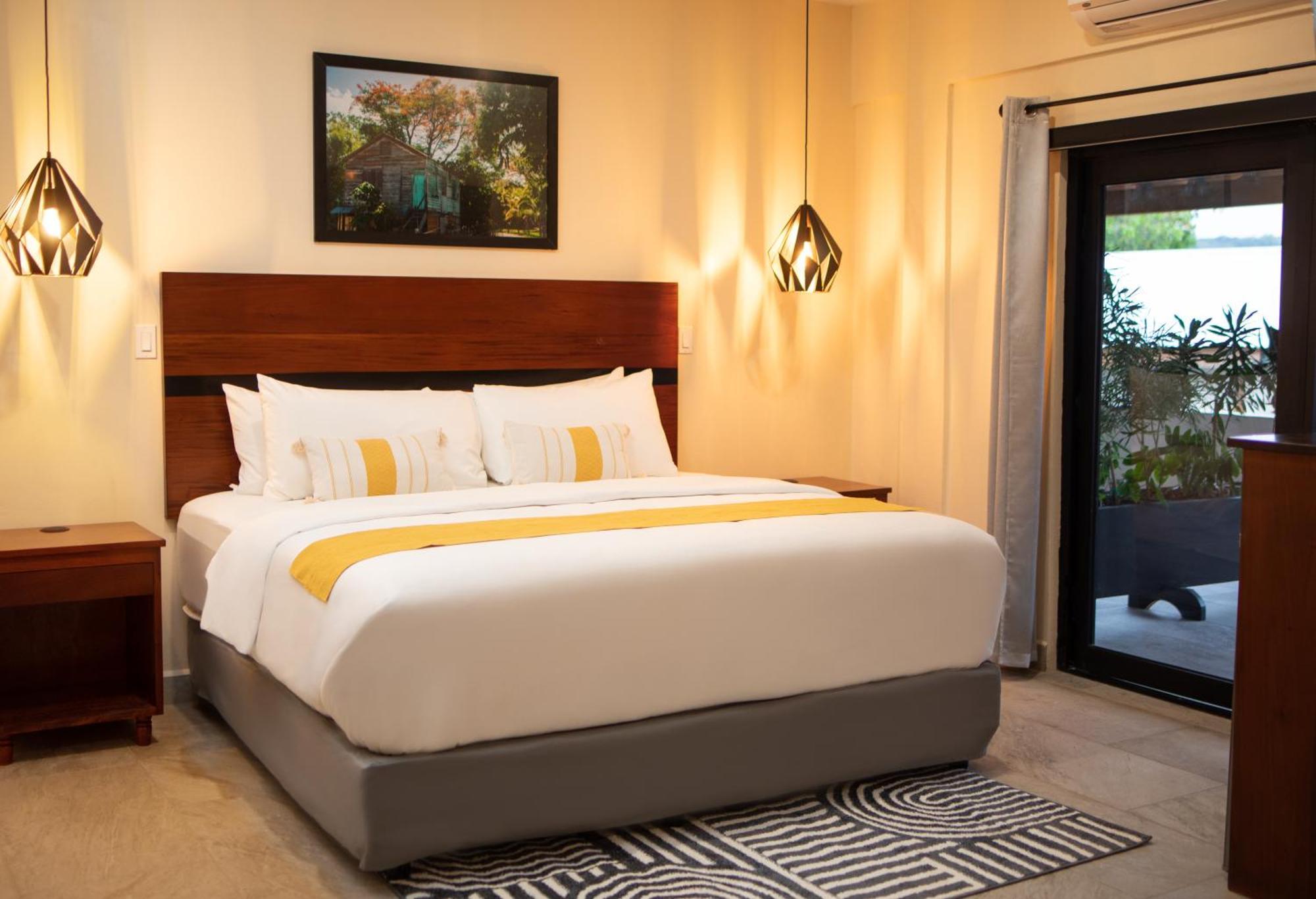The West House Boutique Hotel San Ignacio Esterno foto