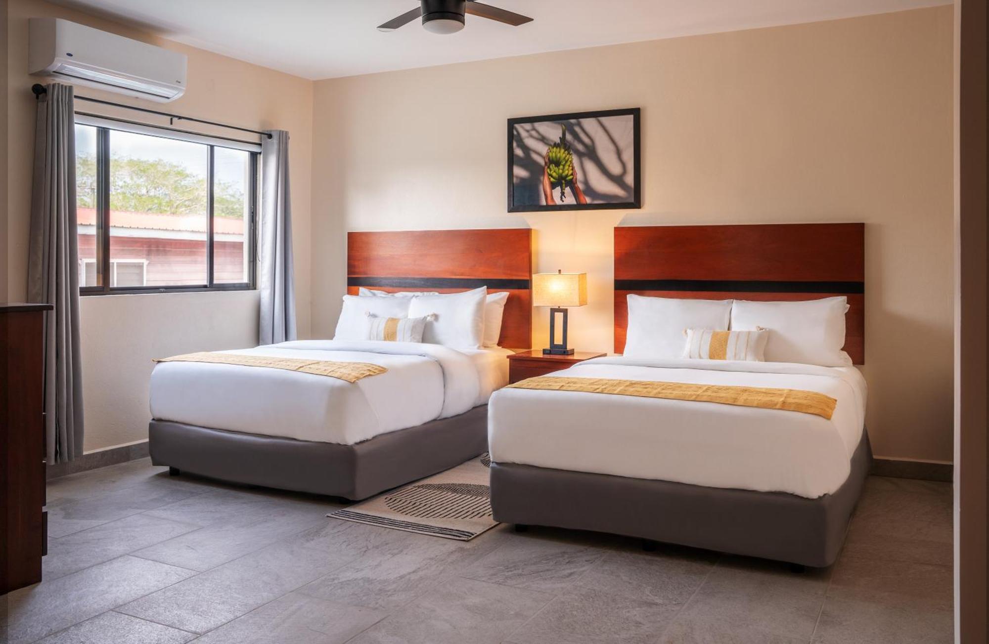The West House Boutique Hotel San Ignacio Esterno foto
