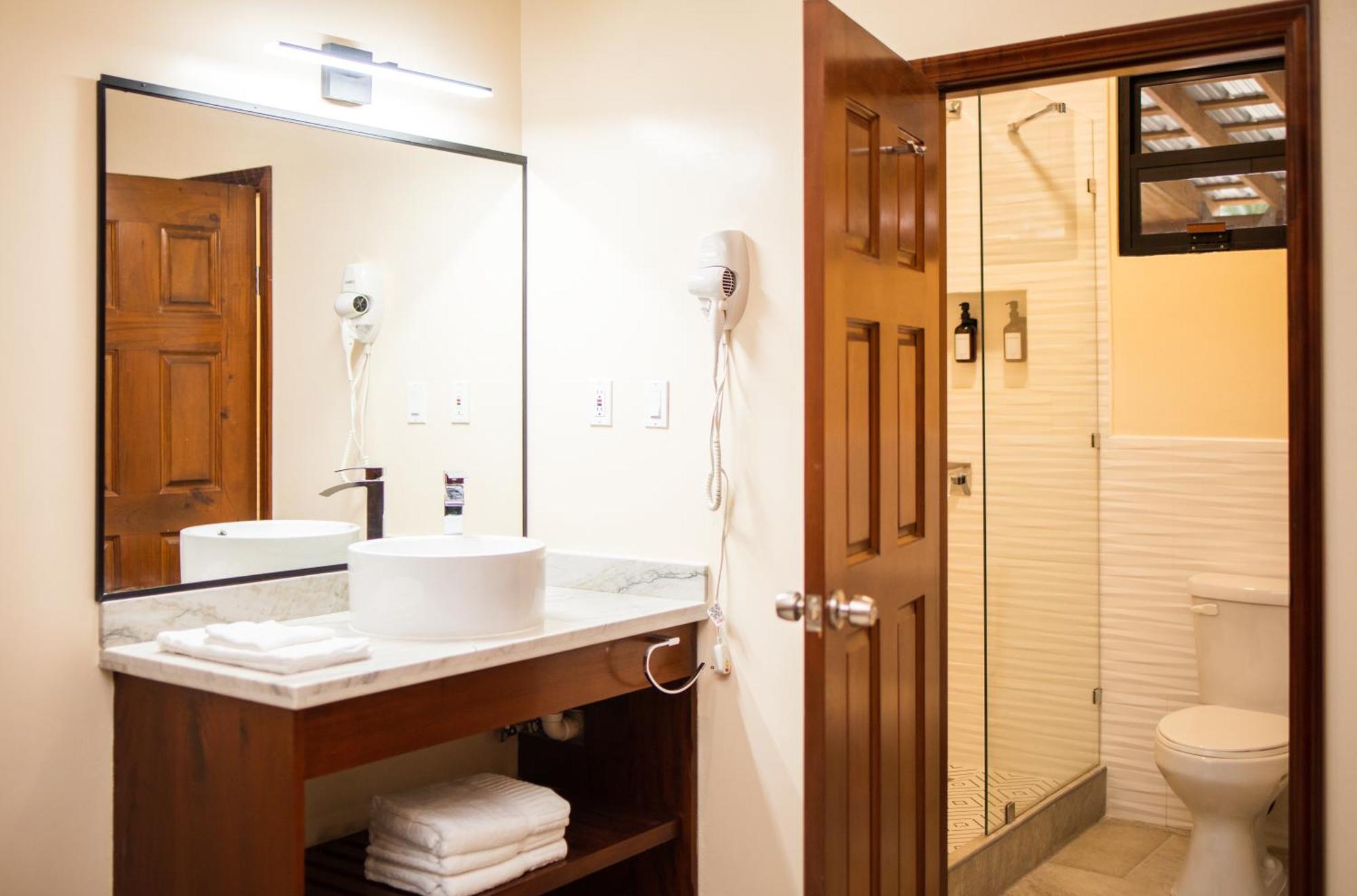 The West House Boutique Hotel San Ignacio Esterno foto