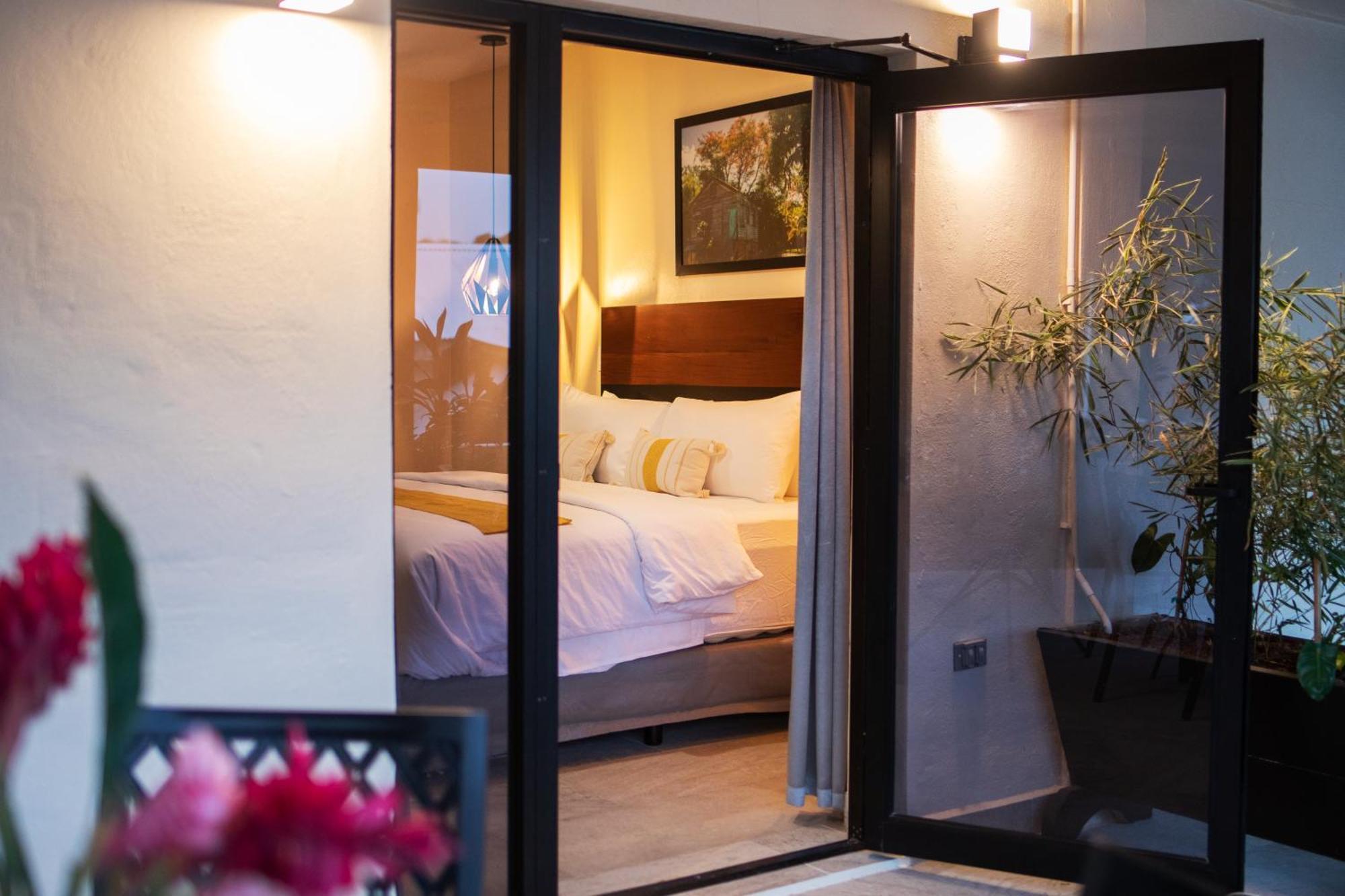 The West House Boutique Hotel San Ignacio Esterno foto